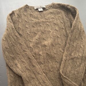 Women’s olive cashmere sweater